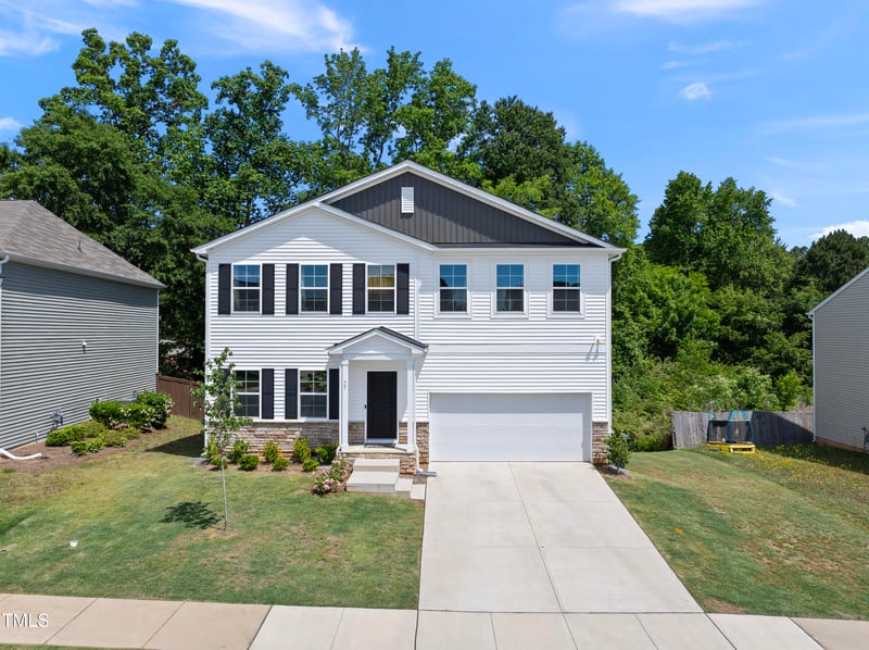 77 Rolling Creek Cir, Clayton, NC 27520