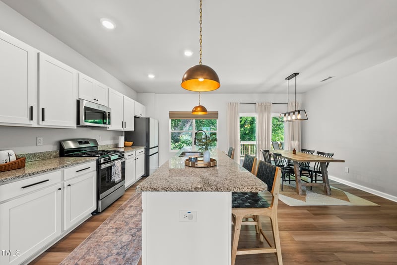 77 Rolling Creek Cir, Clayton, NC 27520