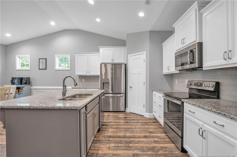 770 Melstone Dr, Fayetteville, NC 28311