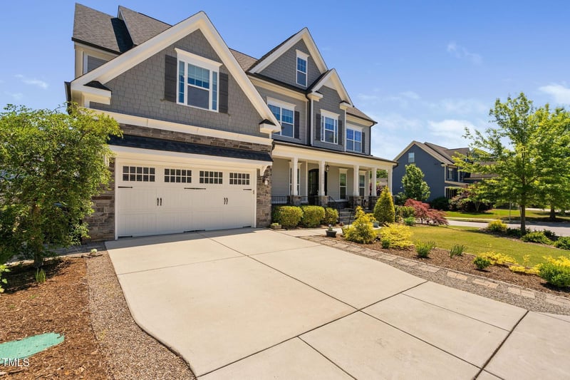 7700 Stonehenge Farm Ln, Raleigh, NC 27613