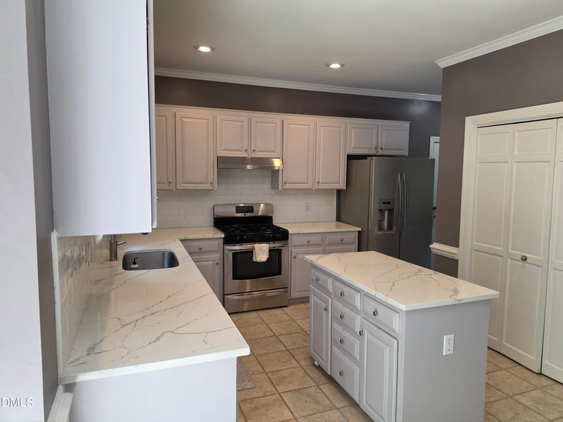 7701 Glenharden Dr, Raleigh, NC 27613