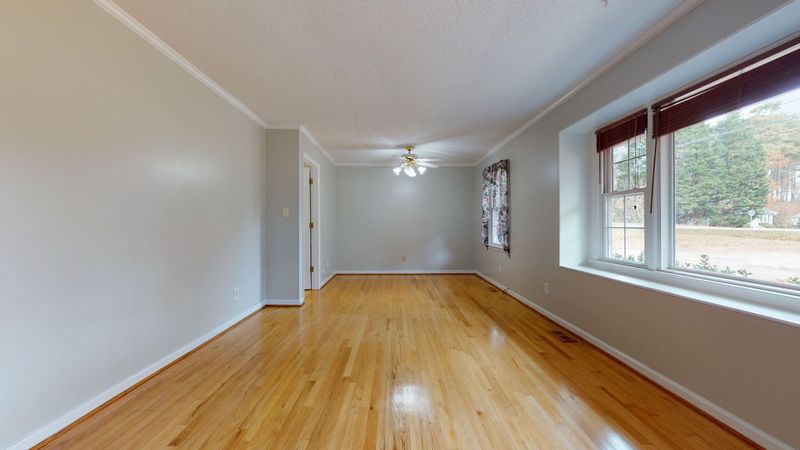 7701 Leesville Rd, Raleigh, NC 27613