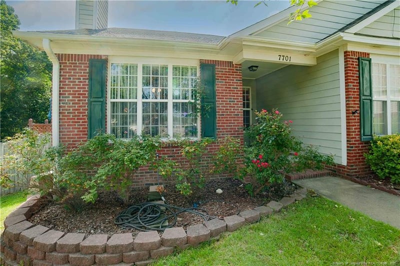 7701 Redwood Ave, Fayetteville, NC 28314