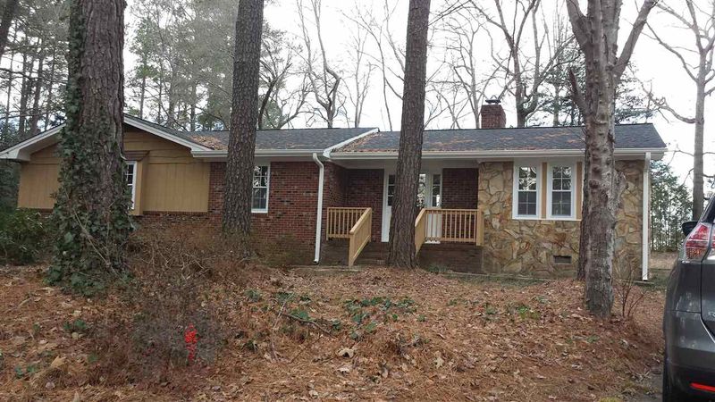 7701 Wakebrook Dr, Raleigh, NC 27616