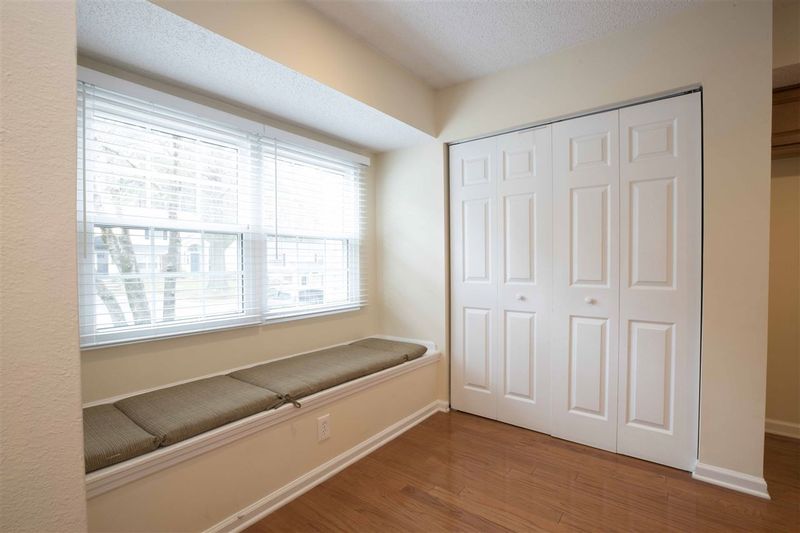 7702 Falcon Rest Cir #X, Raleigh, NC 27615