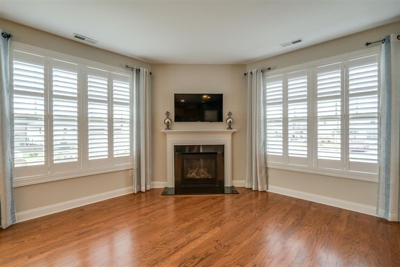 7703 Weathered Oak Way, Raleigh, NC 27616