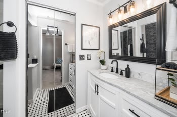 7704 Falcon Rest Cir, Raleigh, NC 27615