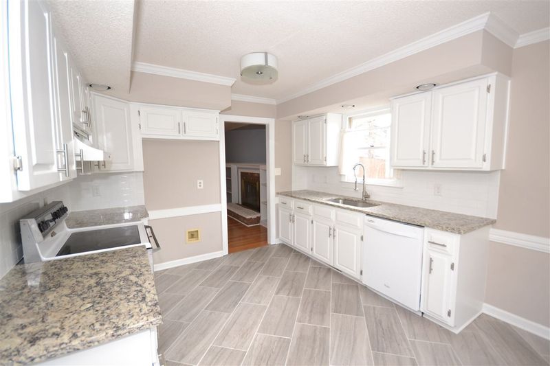 7704 Hilburn Dr, Raleigh, NC 27613