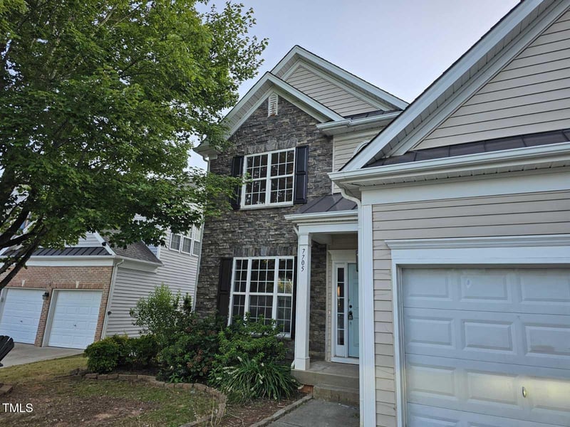 7705 Jackson Dane Dr, Raleigh, NC 27613