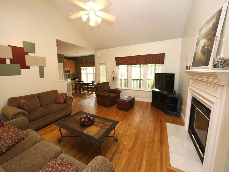 7705 Ponsonby Dr, Wake Forest, NC 27587