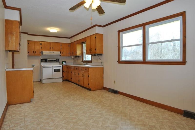7706 E Washington St, Mebane, NC 27302