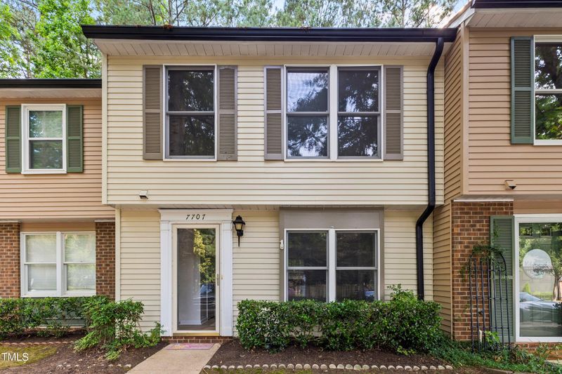 7707 Bernadette Ln, Raleigh, NC 27615