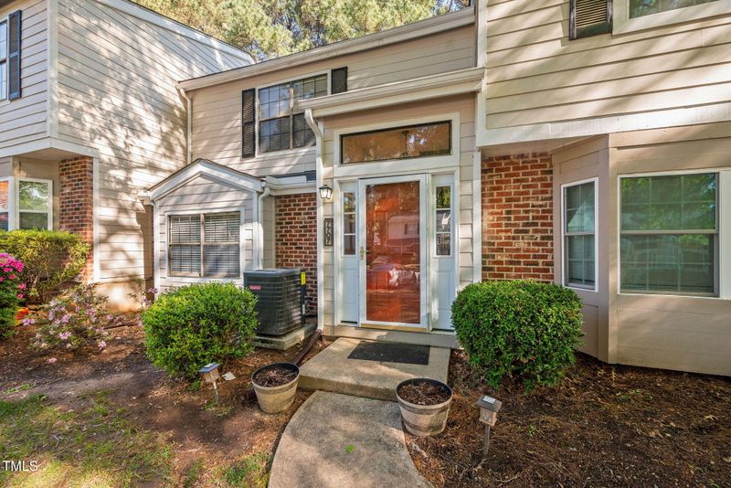 7707 Falcon Rest Cir, Raleigh, NC 27615