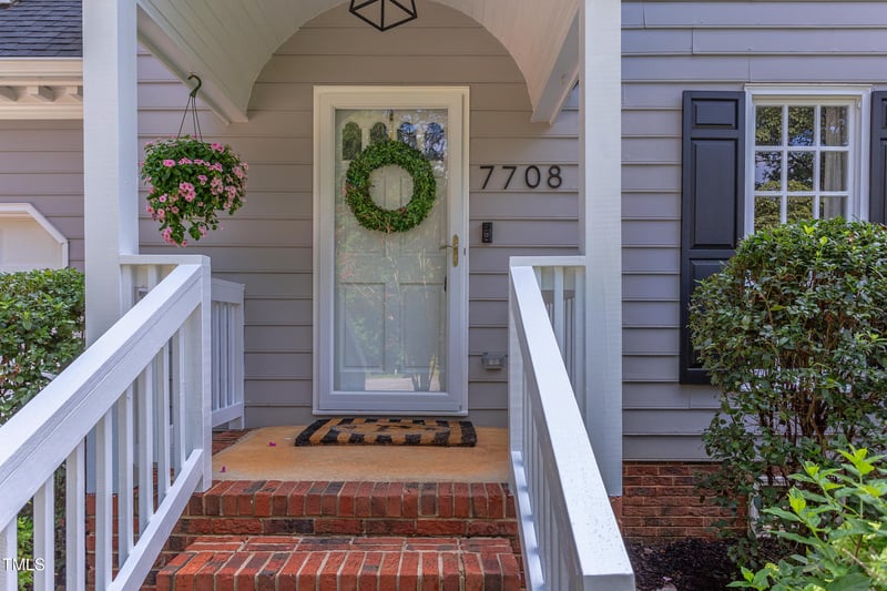 7708 Highlandview Cir, Raleigh, NC 27613