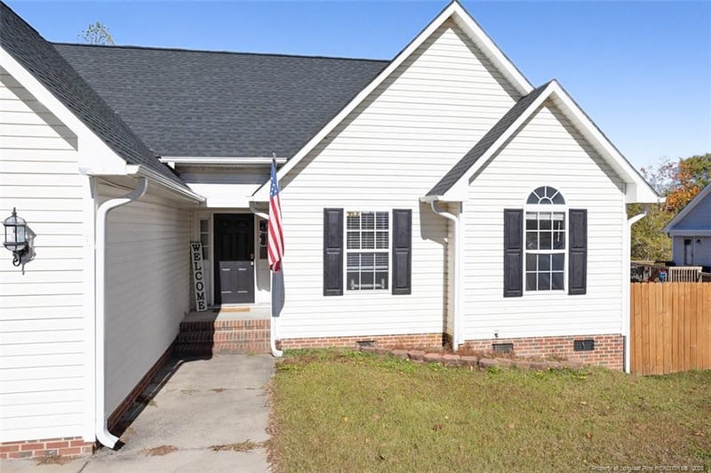 7708 Redwood Ave, Fayetteville, NC 28314