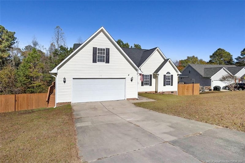 7708 Redwood Ave, Fayetteville, NC 28314