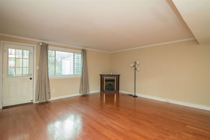7709 Bernadette Ln, Raleigh, NC 27615