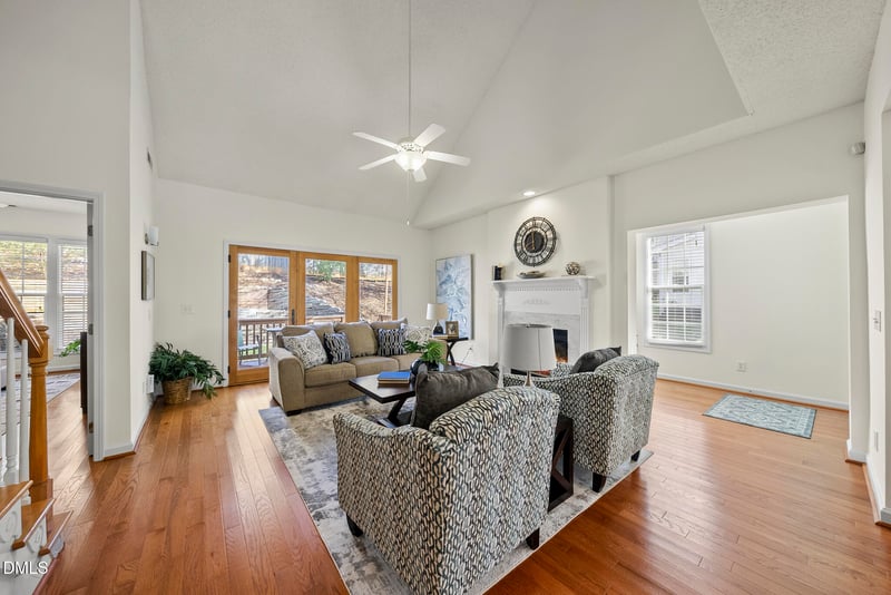 7710 Astoria Pl, Raleigh, NC 27612