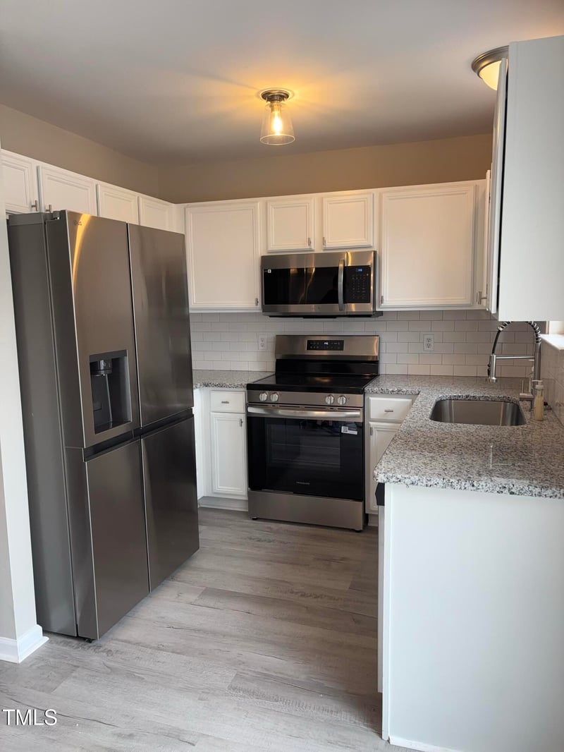 7710 River Field Dr, Raleigh, NC 27616
