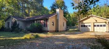 7711 Quail Hollow Dr, Hillsborough, NC 27278