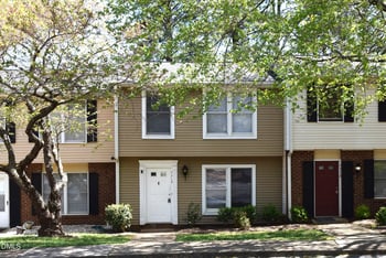 7712 Kingsberry Ct, Raleigh, NC 27615