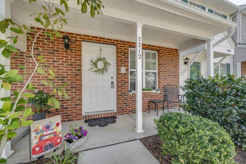7712 River Field Dr, Raleigh, NC 27616