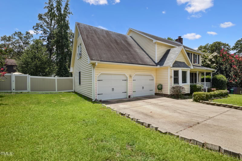 7713 Charring Cross Ln, Fayetteville, NC 28314