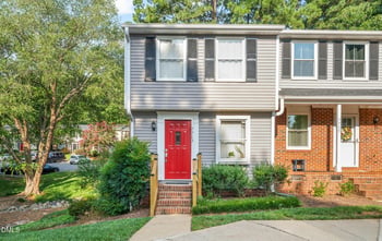 7713 Kingsberry Ct, Raleigh, NC 27615