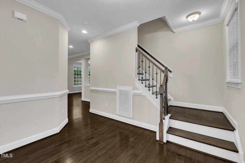 7713 Stonehenge Farm Ln, Raleigh, NC 27613