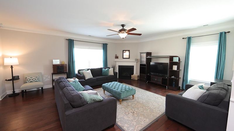 7714 Cedarshire Ct, Raleigh, NC 27616
