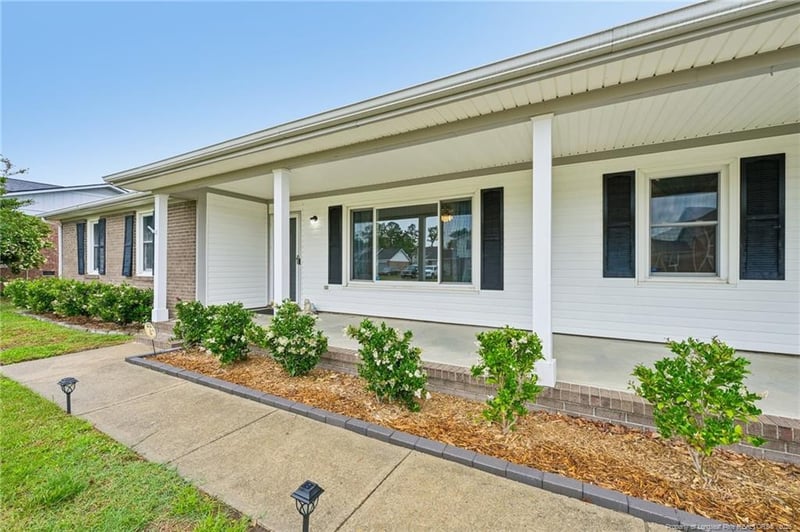7715 All Saints Dr, Fayetteville, NC 28314