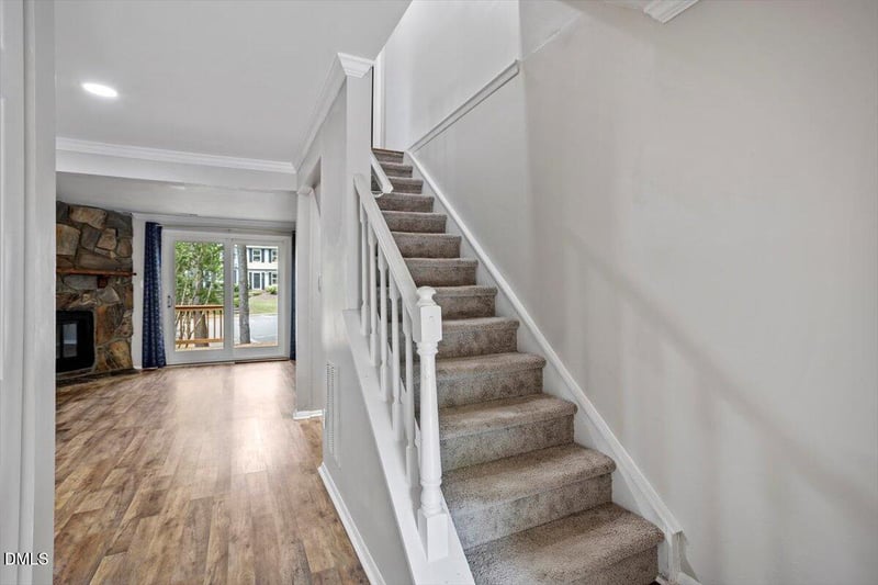 7715 Kingsberry Ct, Raleigh, NC 27615