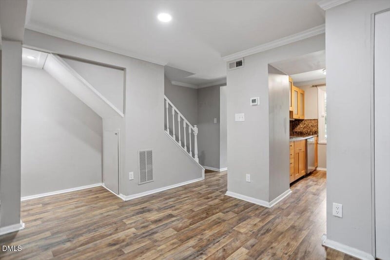 7715 Kingsberry Ct, Raleigh, NC 27615