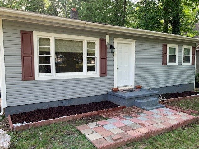 7715 Rogers Rd, Chapel Hill, NC 27516