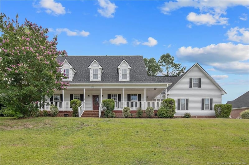 7716 Dundennon Dr, Fayetteville, NC 28306