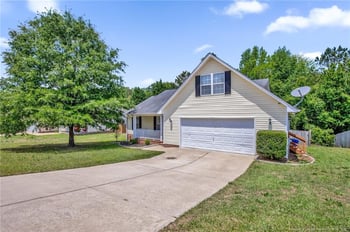 7716 Redwood Ave, Fayetteville, NC 28314