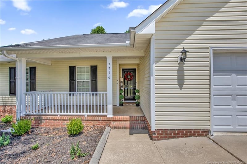 7716 Redwood Ave, Fayetteville, NC 28314
