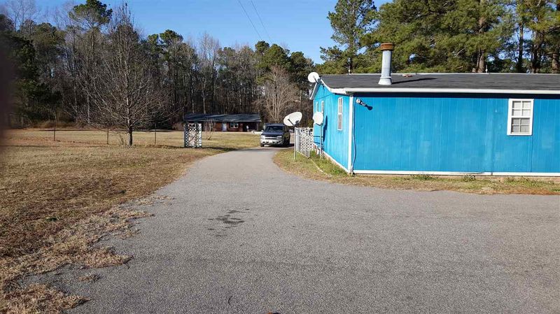 7716 Roberts Rd, Wendell, NC 27591