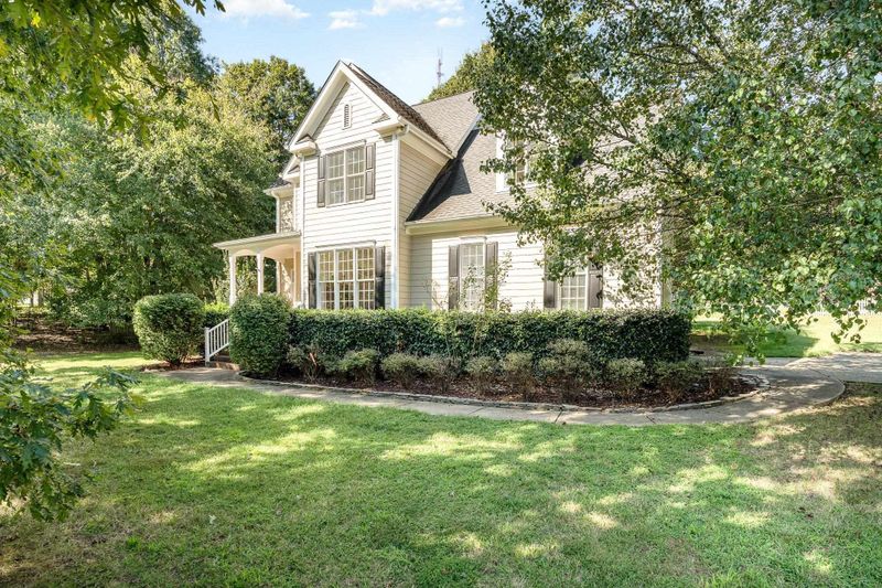 7717 Ponsonby Dr, Wake Forest, NC 27587