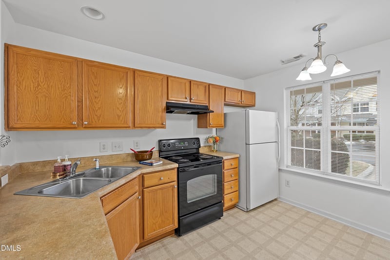 7719 Averette Field Dr, Raleigh, NC 27616