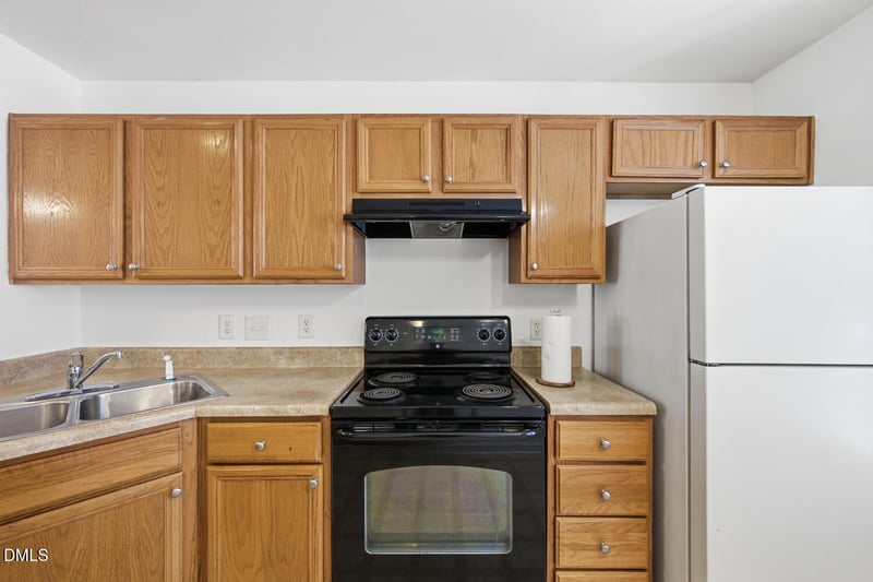 7719 Averette Field Dr, Raleigh, NC 27616