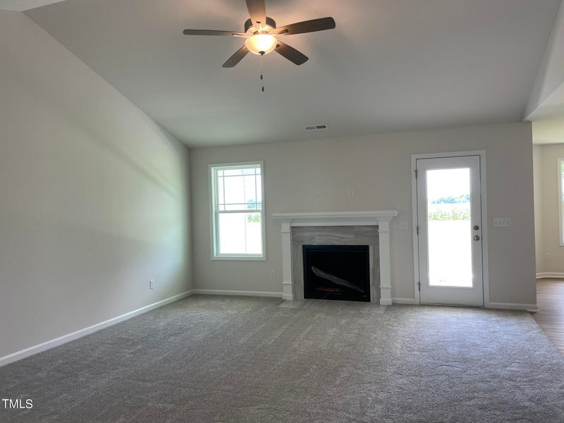 772 Sherrill Farm Dr, Benson, NC 27504