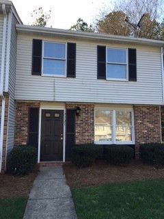 7721 Bernadette Ln, Raleigh, NC 27615