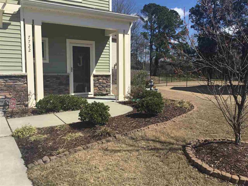 7722 Cedarshire Ct, Raleigh, NC 27616