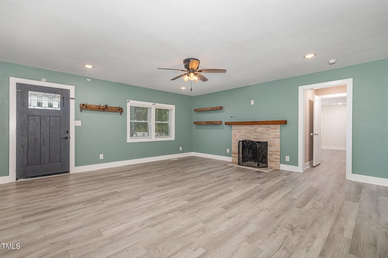 7722 Nc 27 , Lillington, NC 27546