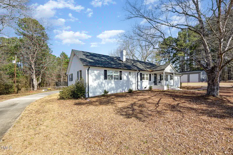 7722 Nc 27 , Lillington, NC 27546