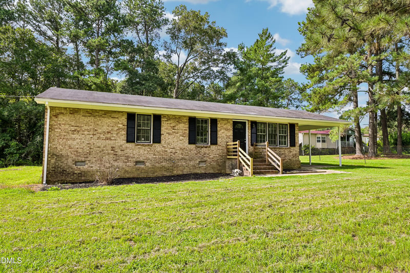 7724 Roberts Rd, Wendell, NC 27591