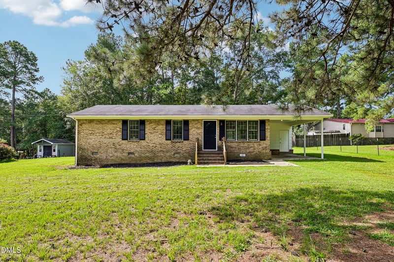 7724 Roberts Rd, Wendell, NC 27591