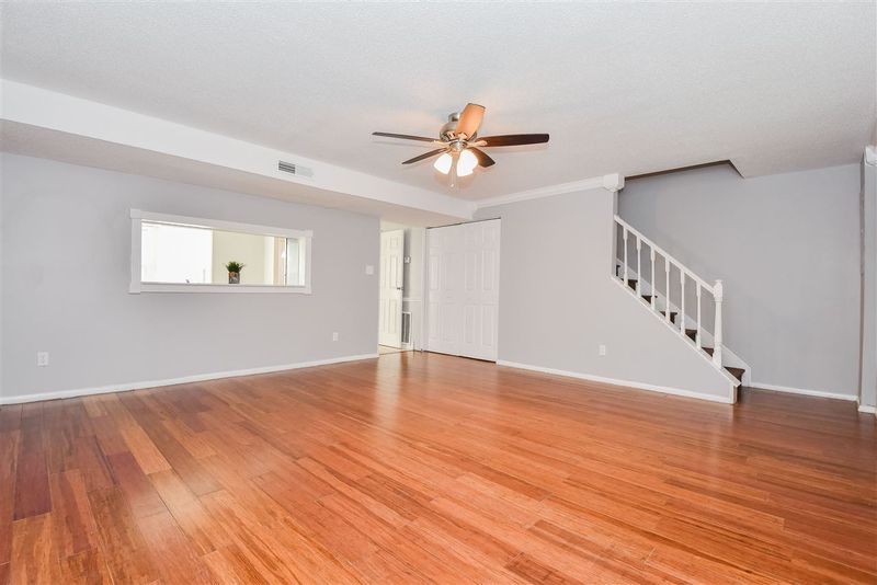 7725 Bernadette Ln, Raleigh, NC 27615