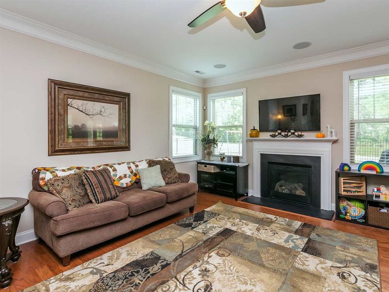 7726 Cedarshire Ct, Raleigh, NC 27616